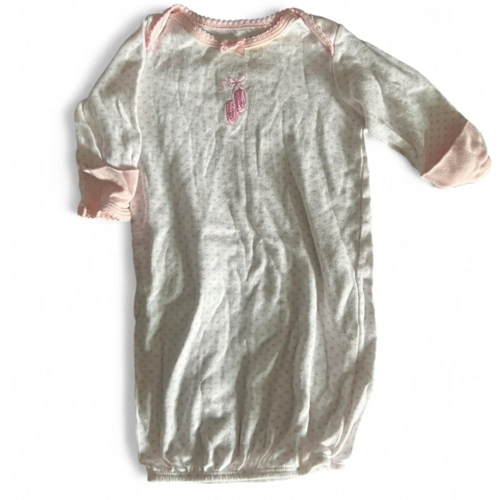 Baby Girl Gown Bundle 0-3 & 3 Months - Picture 3 of 3